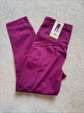 Mondetta Leggings in Berry Plum